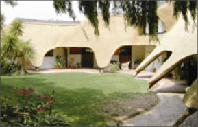 Guinea Lodge - a German Guest House